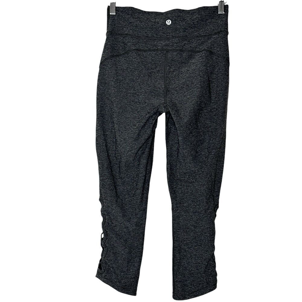 LULULEMON Leggings Women Size 8 inseam 21"Gray Running Yoga Gym Outdoor